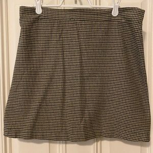 American Eagle mini skirt